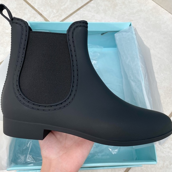 Jeffrey Campbell Brand new rain boots. Size: 10 - Picture 3 of 6